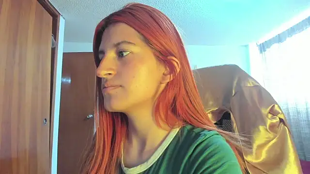 Snapshot of GiaRoussel chatting on May 11, 2026, 2:45 pm GiaRoussel online show from May 11, 2026, 2:45 pm