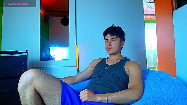 santyago taylor online show from November 25, 2025, 7:03 pm