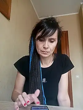 Francenia lolis online show from October 1, 2025, 6:40 am