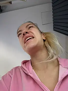 -Sexy Barbie- online show from January 13, 2026, 3:54 am