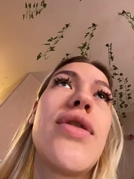 -Sexy Barbie- online show from November 9, 2025, 3:32 am