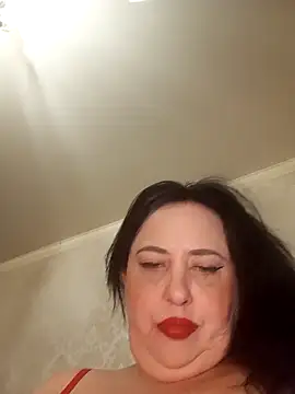 Snapshot of Angel_FUN chatting on April 16, 2026, 1:28 am Angel FUN online show from April 16, 2026, 1:28 am