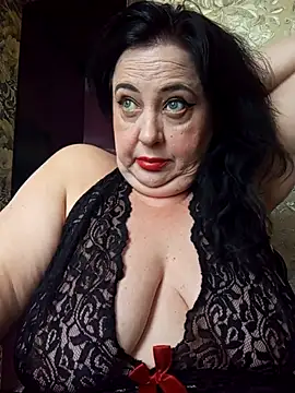 Snapshot of Angel_FUN chatting on April 22, 2026, 6:42 am Angel FUN online show from April 22, 2026, 6:42 am