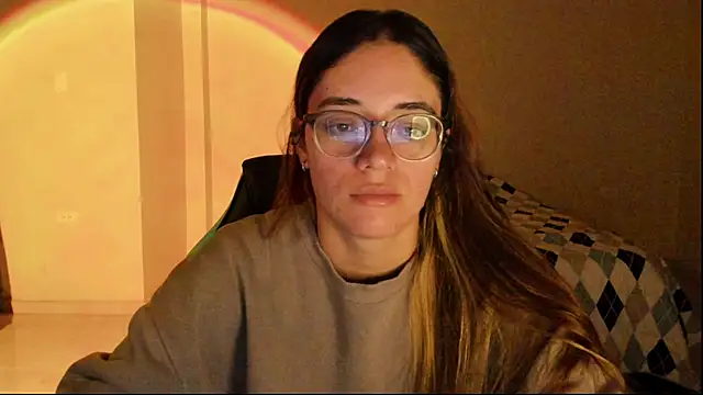 atenas 05  online show from November 8, 2025, 9:24 am