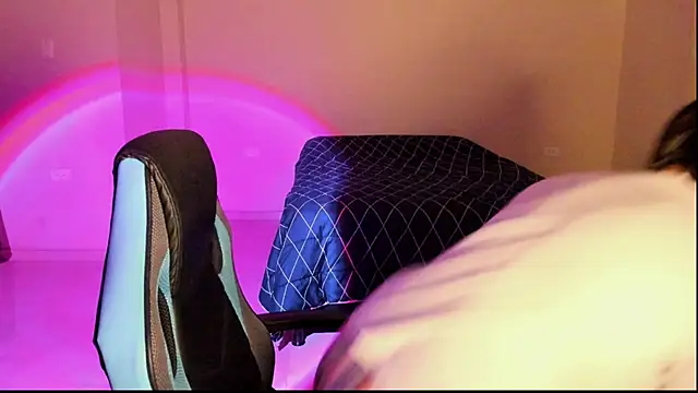 atenas 05  online show from October 4, 2025, 9:22 am