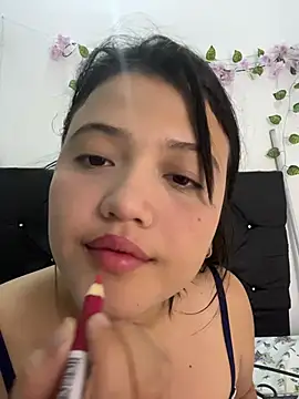 alisson carolina73 online show from February 22, 2026, 3:20 am