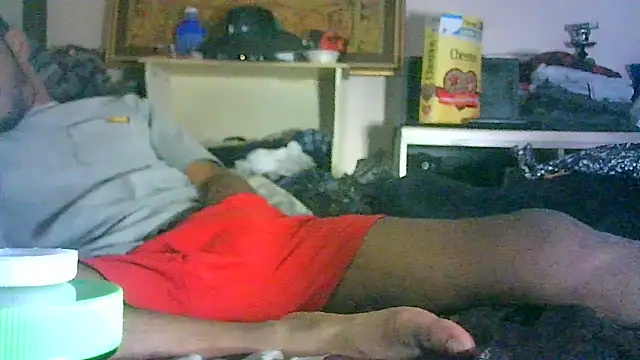 Snapshot of DI4MOND_FIR3 chatting on April 26, 2026, 10:51 pm DI4MOND FIR3 online show from April 26, 2026, 10:51 pm
