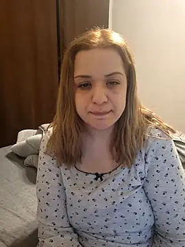 Snapshot of cansuozell chatting on December 16, 2025, 6:56 pm cansuozell online show from December 16, 2025, 6:56 pm