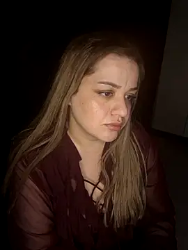 Snapshot of cansuozell chatting on November 4, 2025, 4:11 pm cansuozell online show from November 4, 2025, 4:11 pm