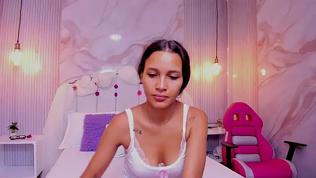 Carohorny4u online show from September 17, 2025, 12:18 pm