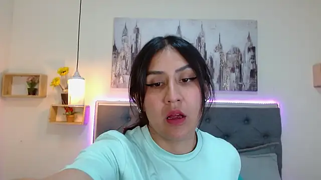 Snapshot of mia_aira chatting on September 29, 2025, 3:06 pm mia aira online show from September 29, 2025, 3:06 pm