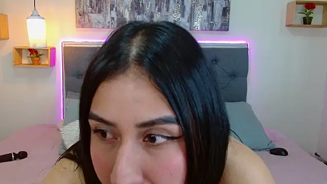 Snapshot of mia_aira chatting on November 20, 2025, 3:45 pm mia aira online show from November 20, 2025, 3:45 pm