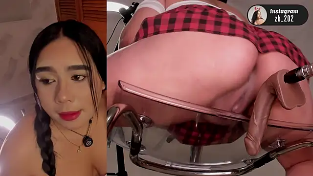 Snapshot of zoe_backer chatting on January 6, 2026, 11:14 am zoe backer online show from January 6, 2026, 11:14 am