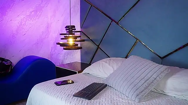 Snapshot of ammy_durand chatting on November 22, 2025, 7:02 pm ammy durand online show from November 22, 2025, 7:02 pm