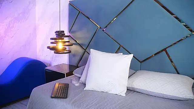 Snapshot of ammy_durand chatting on February 12, 2026, 7:13 pm ammy durand online show from February 12, 2026, 7:13 pm