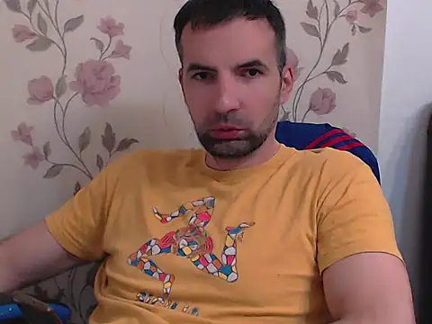 Snapshot of Leo_1617 chatting on May 19, 2026, 2:02 pm Leo 1617 online show from May 19, 2026, 2:02 pm