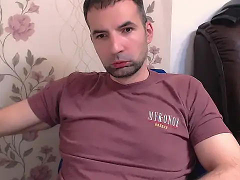 Snapshot of Leo_1617 chatting on May 16, 2026, 12:26 pm Leo 1617 online show from May 16, 2026, 12:26 pm