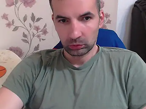 Snapshot of Leo_1617 chatting on May 14, 2026, 10:56 am Leo 1617 online show from May 14, 2026, 10:56 am