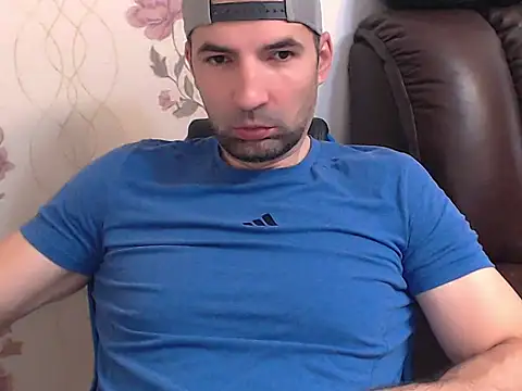 Snapshot of Leo_1617 chatting on June 21, 2026, 9:48 am Leo 1617 online show from June 21, 2026, 9:48 am