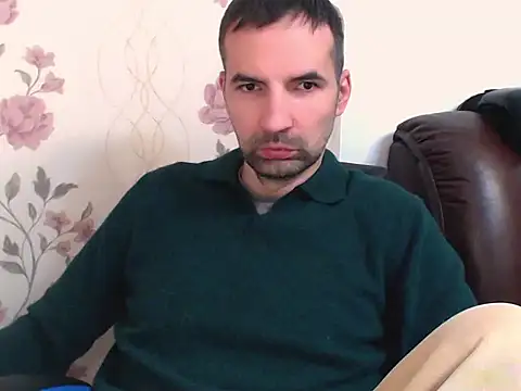 Snapshot of Leo_1617 chatting on April 19, 2026, 11:00 am Leo 1617 online show from April 19, 2026, 11:00 am
