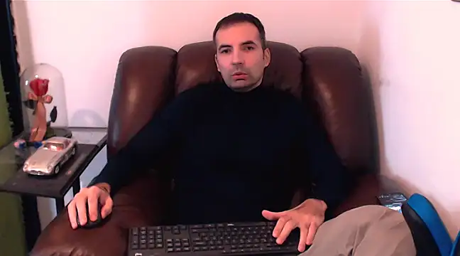 Leo 1617 online show from December 16, 2024, 10:50 am