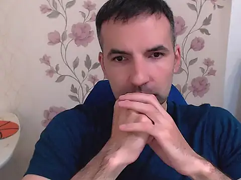Snapshot of Leo_1617 chatting on May 12, 2026, 9:04 am Leo 1617 online show from May 12, 2026, 9:04 am