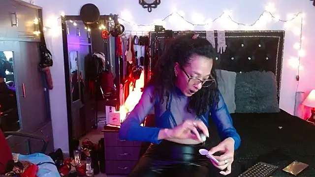 SamaraMartinez online show from January 19, 2026, 11:25 am