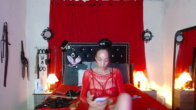 SamaraMartinez online show from September 24, 2025, 9:43 pm