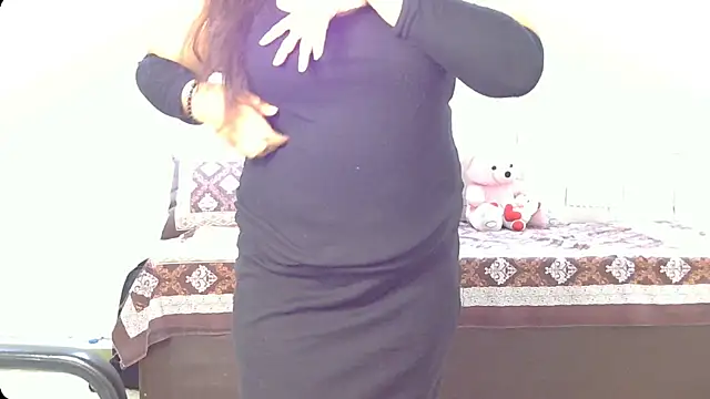 Snapshot of Rashisharma chatting on January 31, 2025, 9:37 am Rashisharma online show from January 31, 2025, 9:37 am