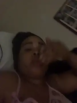 sexxycandyred online show from March 7, 2026, 3:57 am