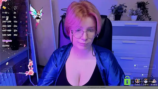 Snapshot of Java_fire chatting on November 7, 2025, 8:35 pm Java fire online show from November 7, 2025, 8:35 pm