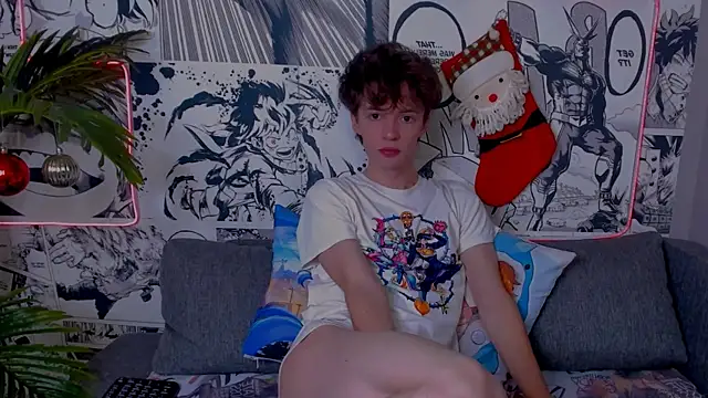 Snapshot of LukeSweet chatting on December 18, 2025, 11:14 am LukeSweet online show from December 18, 2025, 11:14 am