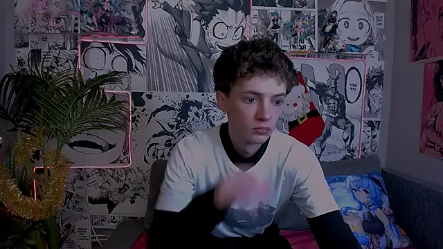 Snapshot of LukeSweet chatting on December 23, 2025, 10:36 am LukeSweet online show from December 23, 2025, 10:36 am