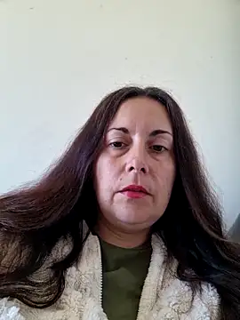 Snapshot of SelieAlMio chatting on April 16, 2026, 9:21 am SelieAlMio online show from April 16, 2026, 9:21 am