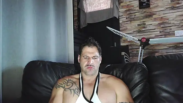 XxBigboybandxX online show from October 27, 2025, 12:50 pm