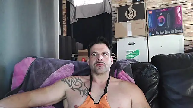 XxBigboybandxX online show from March 31, 2026, 4:53 pm