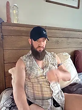 Icebearsticlese online show from February 13, 2026, 10:10 pm