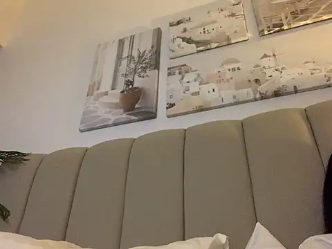 Jacquelinne  online show from December 28, 2024, 9:51 pm