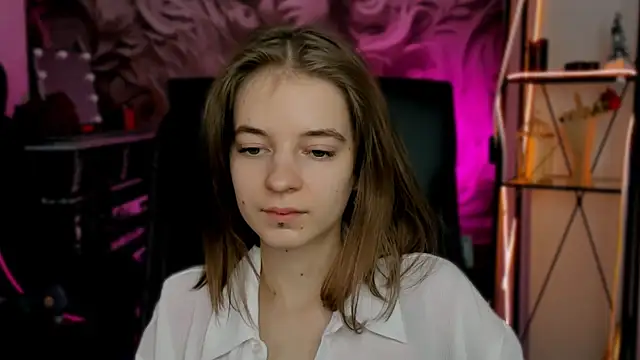 TinaDavil online show from March 12, 2025, 12:26 pm