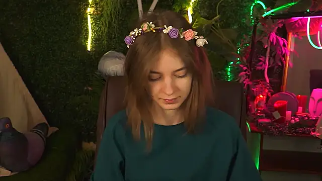 TinaDavil online show from February 10, 2025, 2:05 pm