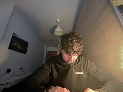 Pablogn24 online show from February 18, 2025, 4:03 pm