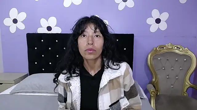 Snapshot of karolinee_66_ chatting on February 10, 2026, 3:49 am karolinee 66 online show from February 10, 2026, 3:49 am