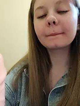 Snapshot of Ekaterina27 chatting on March 18, 2025, 7:22 pm Ekaterina27 online show from March 18, 2025, 7:22 pm