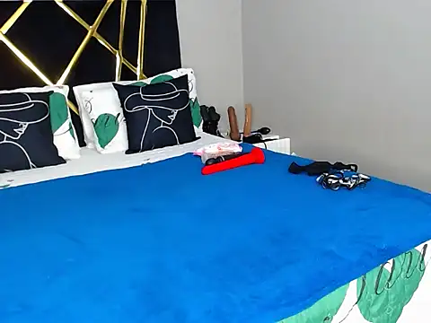 Snapshot of MissBigNipples chatting on October 24, 2025, 9:14 pm MissBigNipples online show from October 24, 2025, 9:14 pm