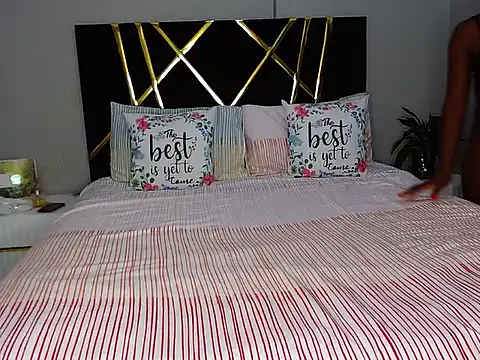 MissBigNipples online show from February 9, 2026, 3:48 am