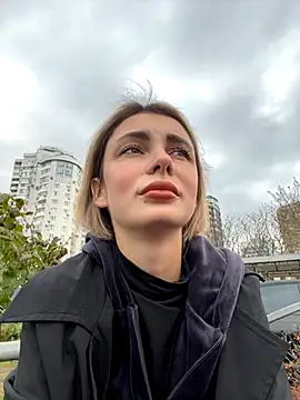 SandraCarter online show from December 1, 2025, 7:42 am