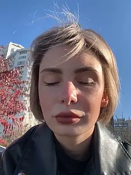 SandraCarter online show from November 3, 2025, 7:02 am