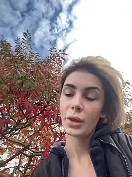 SandraCarter online show from October 13, 2025, 6:04 am