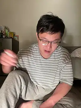 YoY-man online show from January 17, 2025, 9:49 am