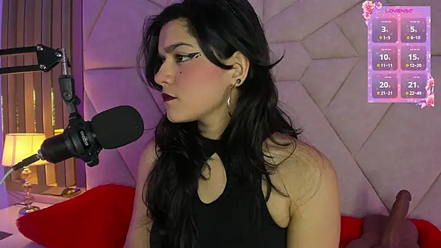 Snapshot of ValerieKay_ chatting on September 9, 2025, 8:40 pm ValerieKay online show from September 9, 2025, 8:40 pm